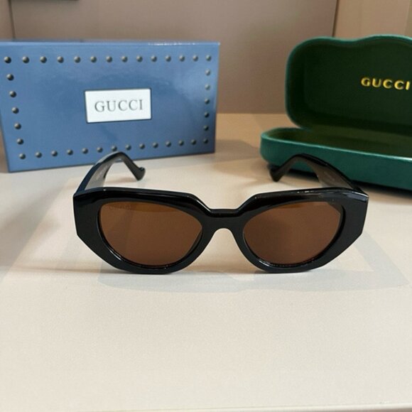 Gucci Women\'s Designer Sunglasses